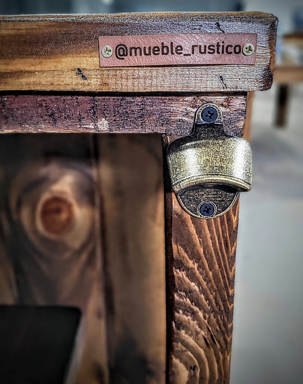 Madera noble de veta marcada